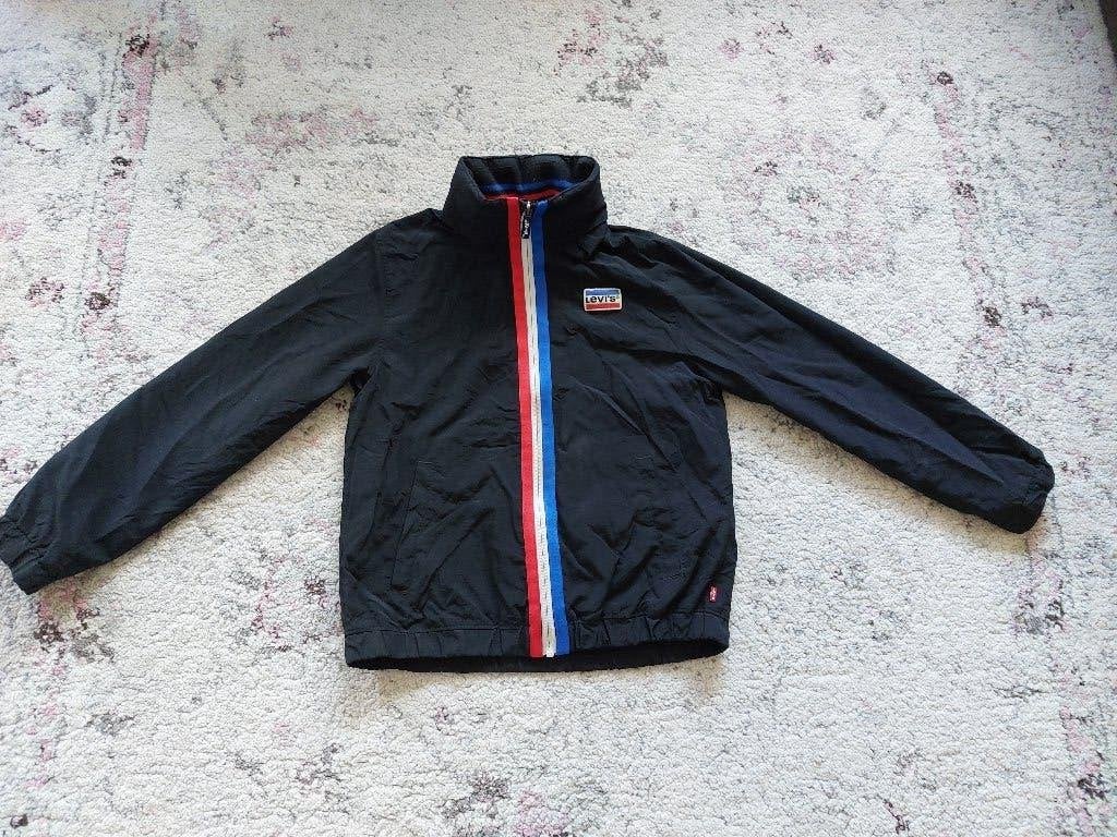 Zwart Levi's jasje maat 140, Kinderen en Baby's, Kinderkleding | Maat 140, Ophalen of Verzenden, Zo goed als nieuw, Levi's, Jongen