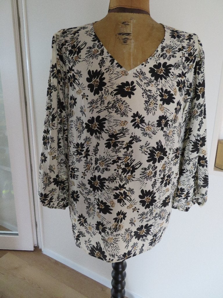 Dames blouse Norah nieuw maat 42., Meerkleurig, Maat 42/44 (L), Nieuw, Ophalen of Verzenden