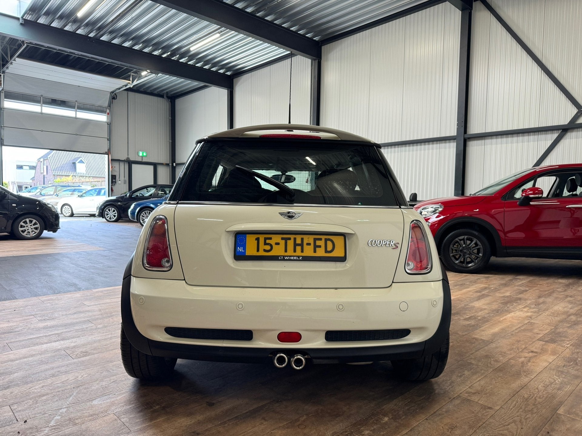 Foto 12 van Mini 3-Deurs 1.6 Cooper S Chili Automaat / LEDER / NAVI / CL