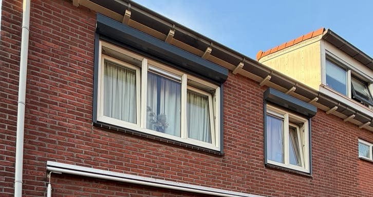 Rolluiken met Somfy afstandsbedieningen, Ophalen, Zo goed als nieuw, 200 cm of meer, Grijs