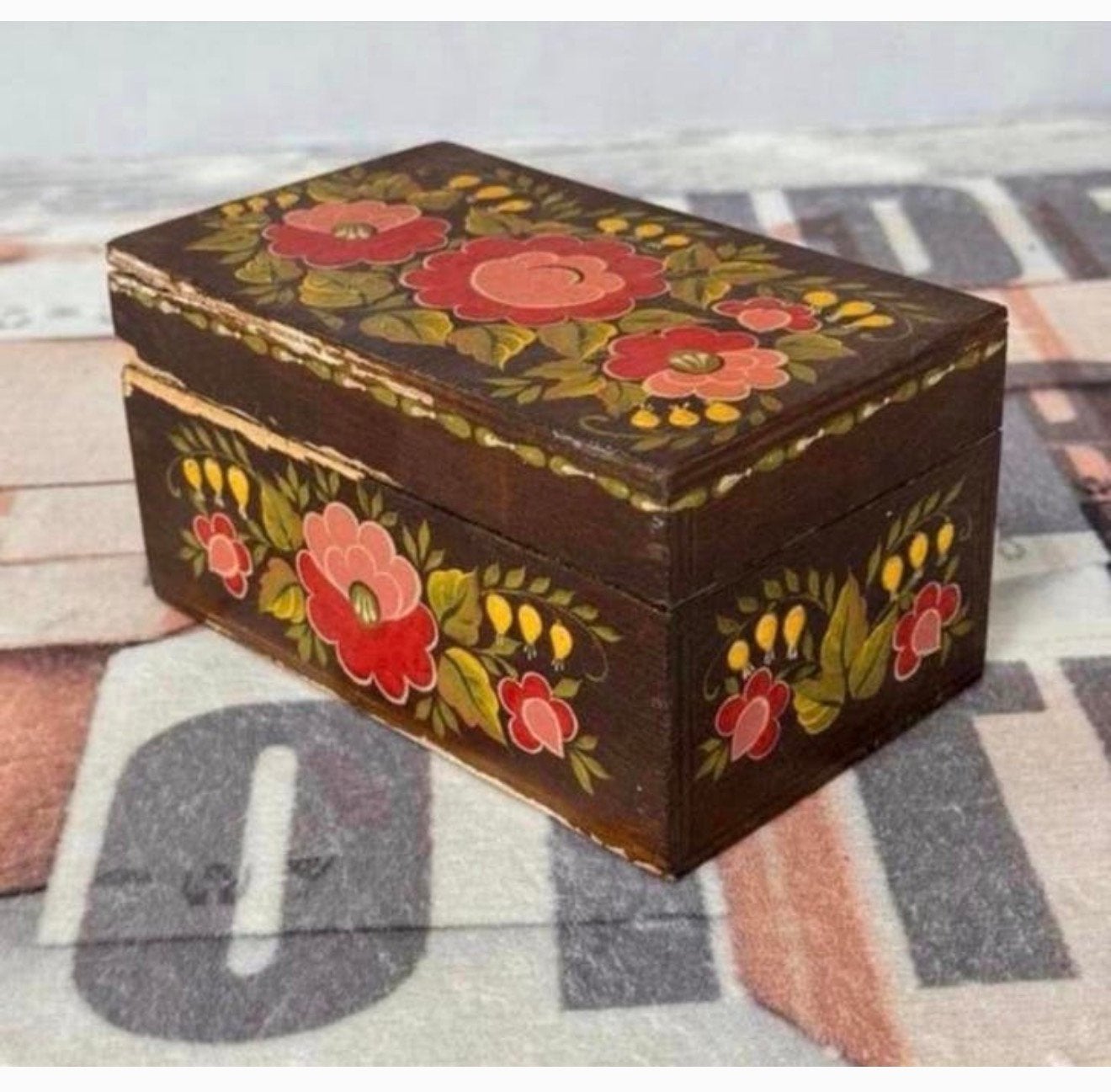 Antiek vintage sieradendoos hout gelakte doos Kashmir India, Ophalen of Verzenden
