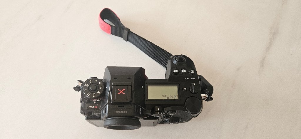 Panasonic Lumix DC S1R als nieuw 7700 cliks, Ophalen, Touchscreen, Panasonic, Geheugenkaart