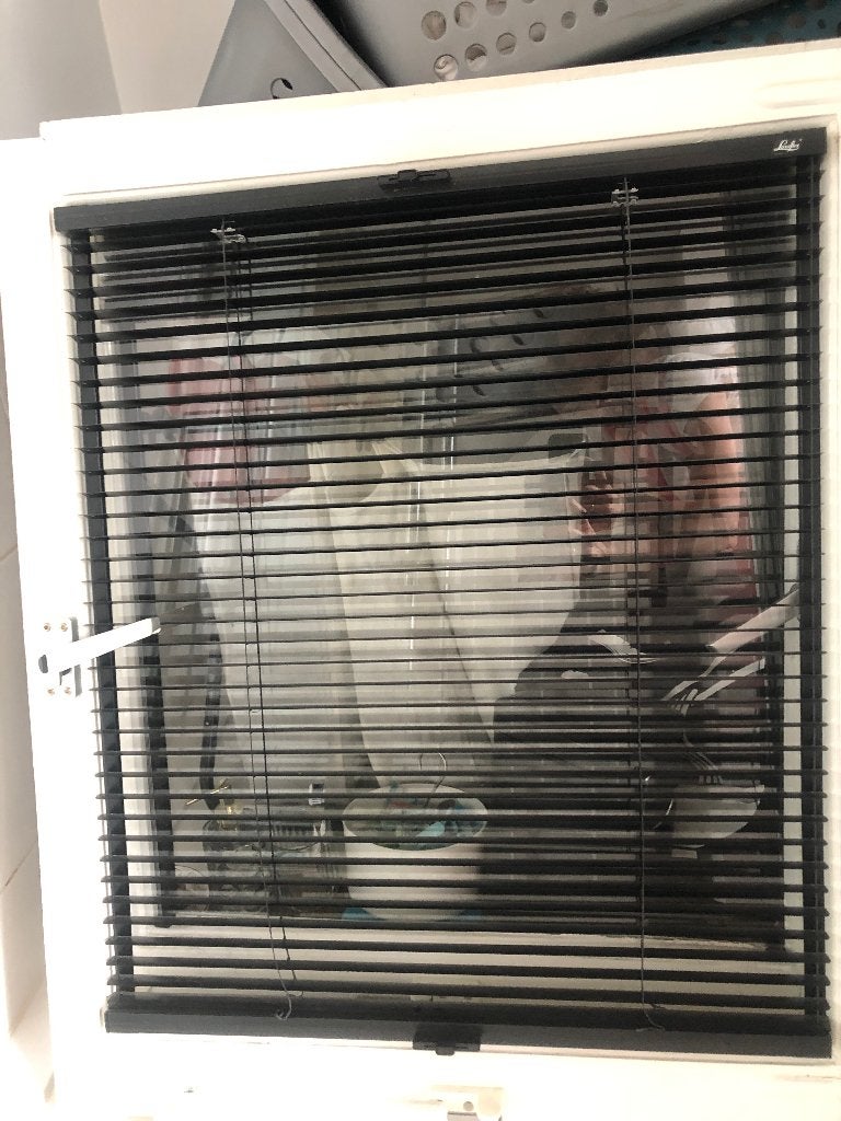 luxaflex zwart 2x, Luxaflex, Ophalen, Zo goed als nieuw, Zwart