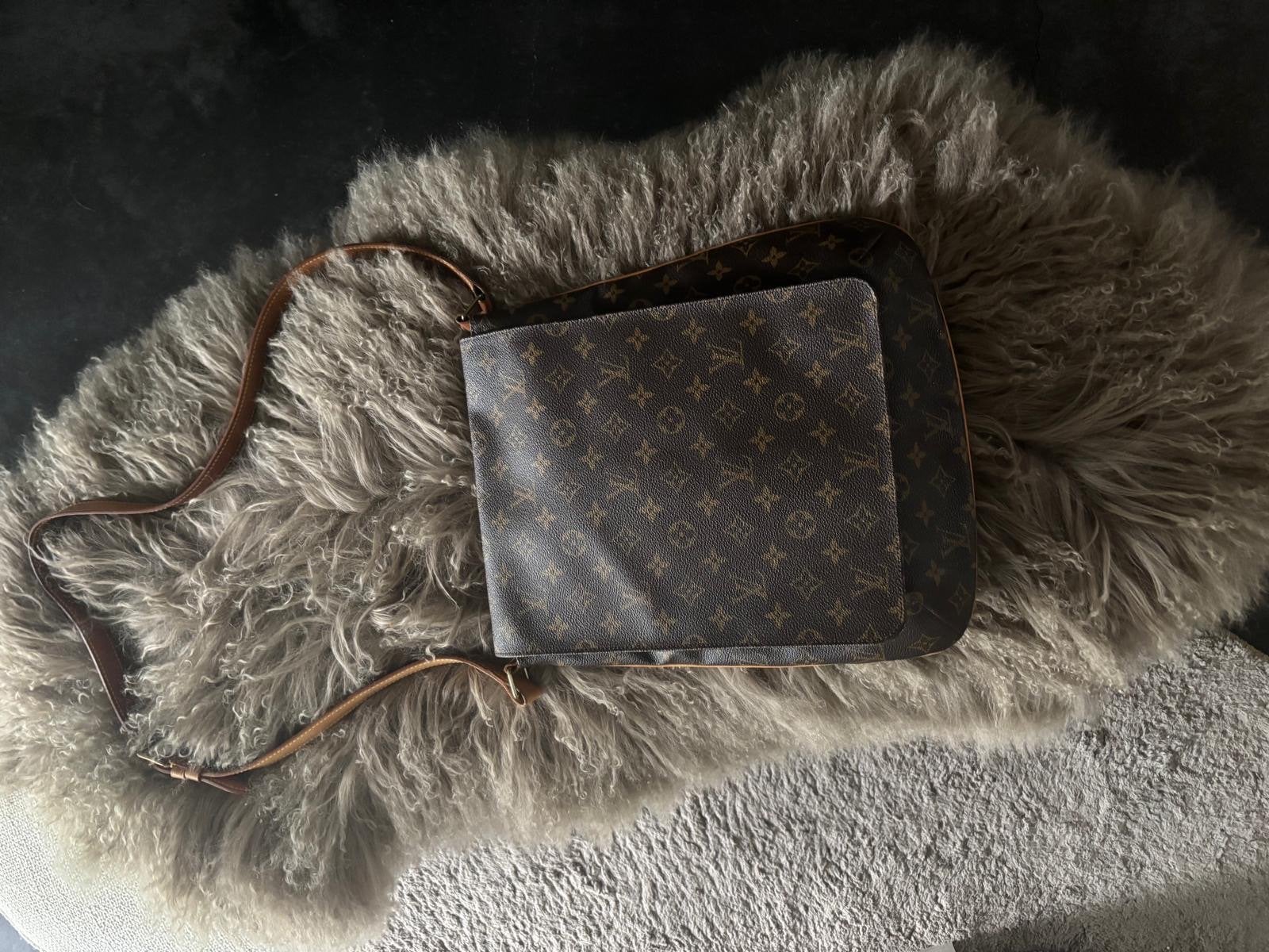 Louis Vuitton Musette Monogram cross body- 35cmx31cmx10cm, Ophalen, Zo goed als nieuw, Bruin, Schoudertasje