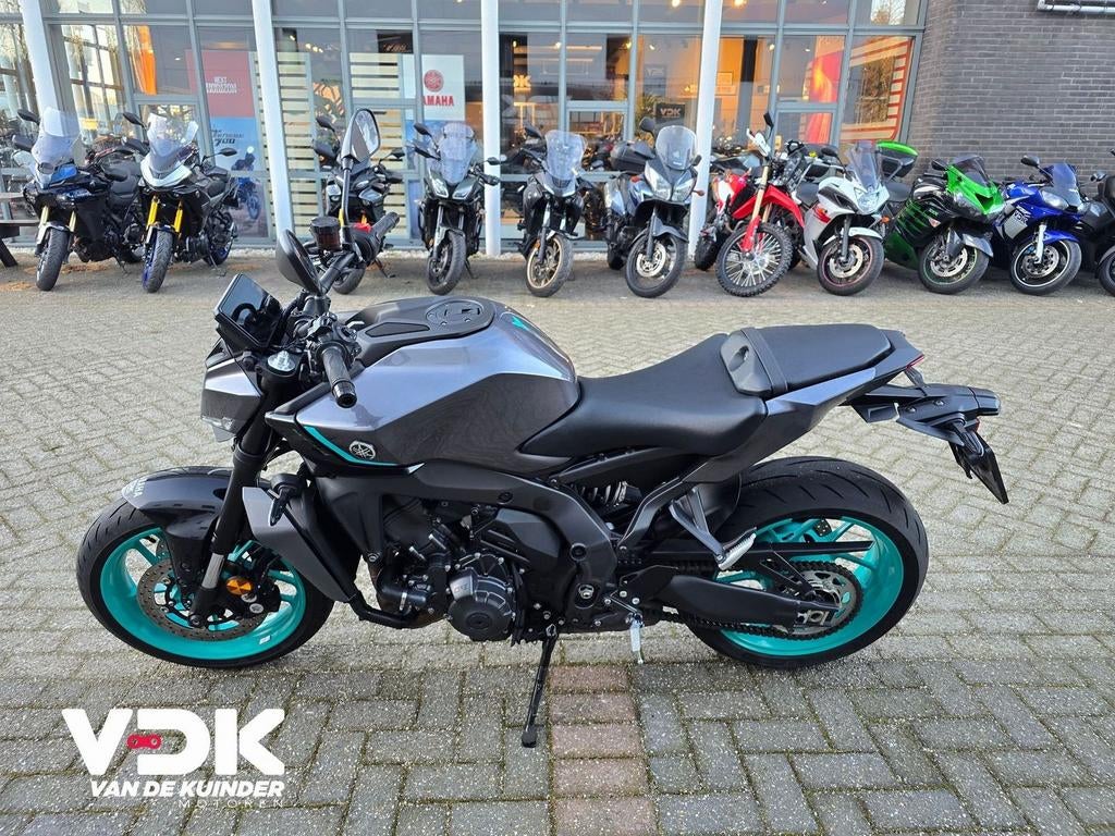 YAMAHA MT 09 Y-AMT (bj 2024), 890 cc, Motorrijbewijs A, Bedrijf, Meer dan 35 kW