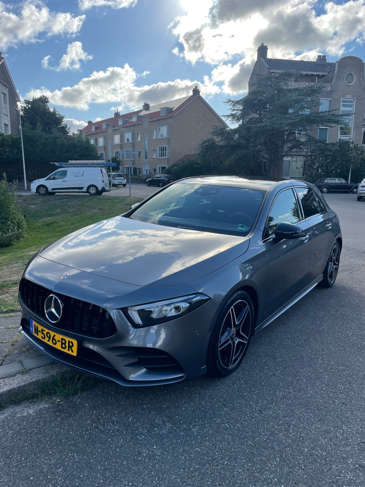 Mercedes-Benz A-Klasse A 200 163pk 7G-DCT 2018 Grijs, Auto's, Zwart, 4 cilinders, Particulier, 1600 kg