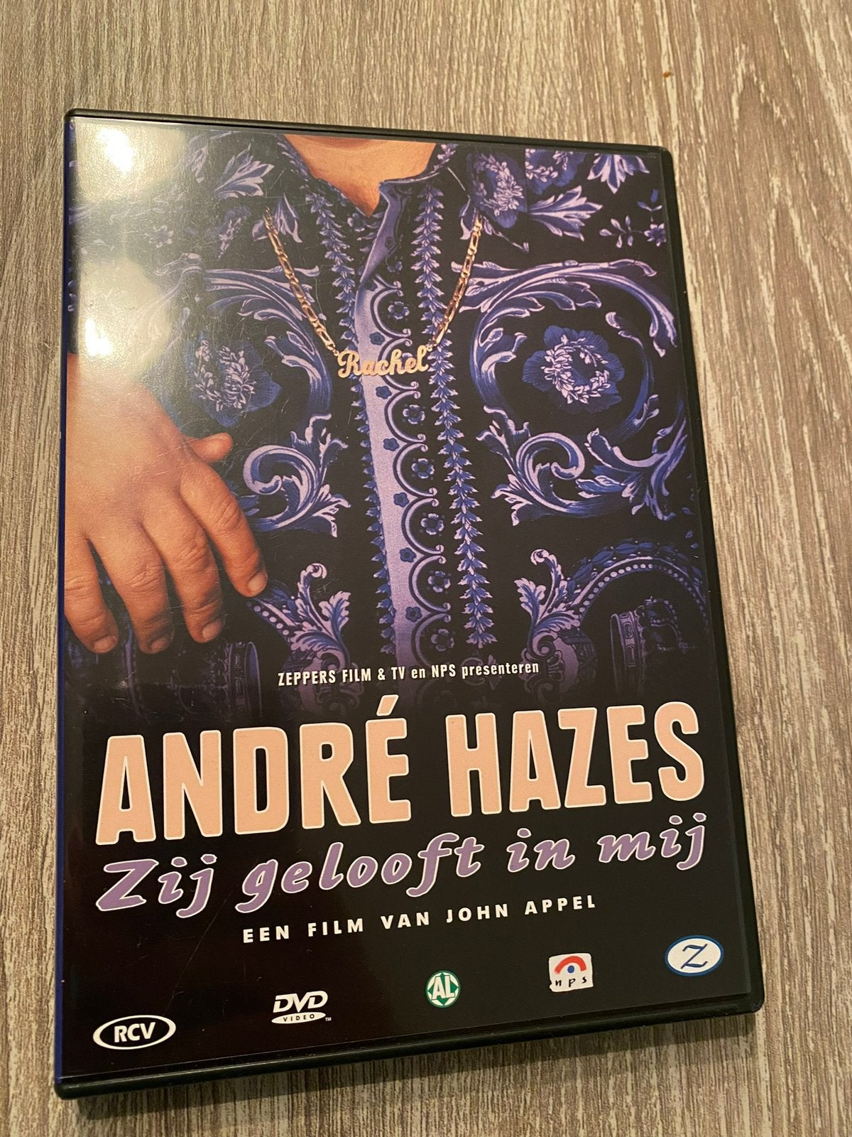 DVD André Hazes - zij gelooft in mij zo goed als nieuw, Cd's en Dvd's, Dvd's | Nederlandstalig, Alle leeftijden, Ophalen of Verzenden