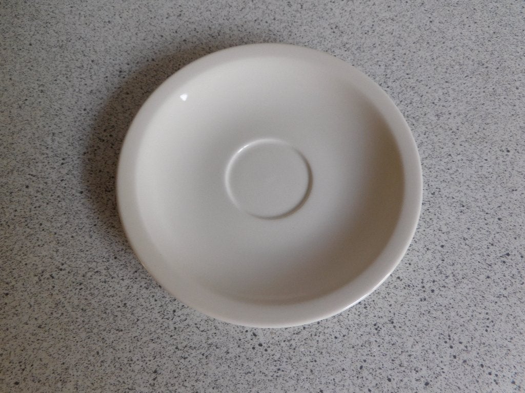 Schotel 15 cm. Crème Royal Boch, Keramiek, Ophalen of Verzenden, Zo goed als nieuw, Royal Boch
