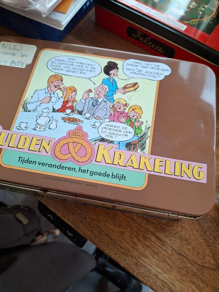 Blik met Nederlandse postzegels, Ophalen of Verzenden, Na 1940, Gestempeld