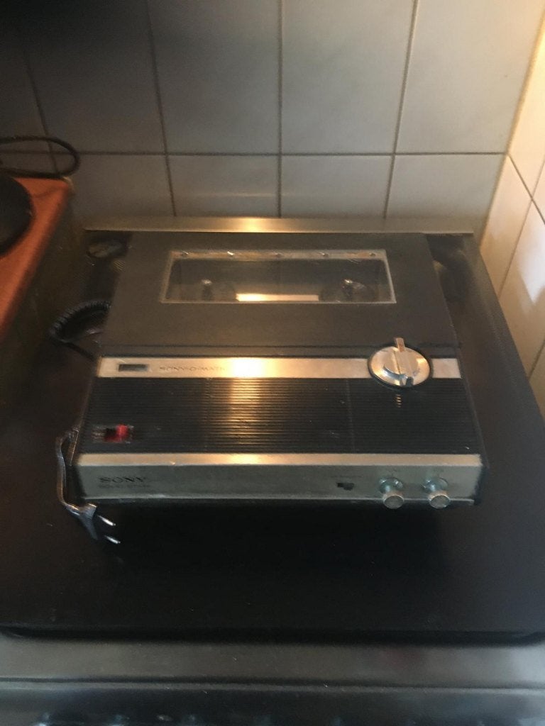 Sony taperecorder portable .TC210, Ophalen, Bandrecorder, Met stofkap