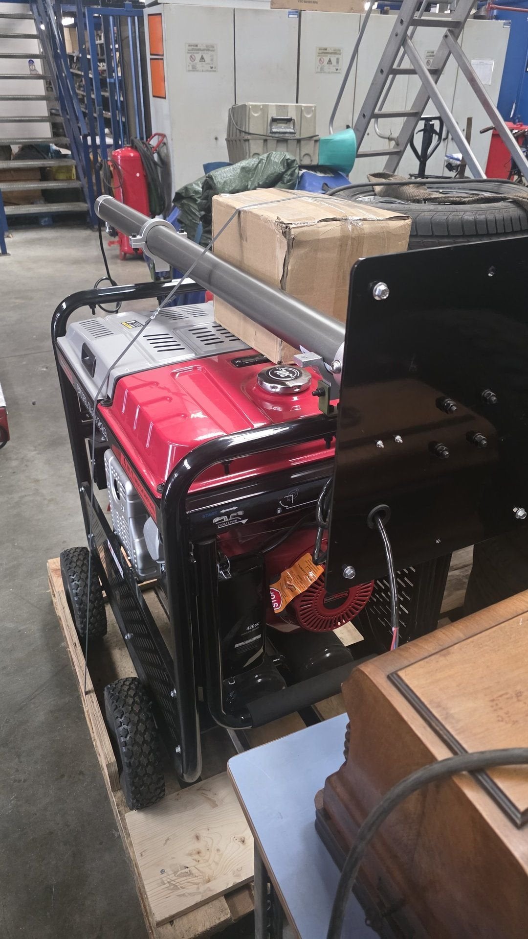 HyperWelding PWCL 7.0-200A – 4-in-1 Generator / Lasapparaat, -, Benzine, -, Nieuw