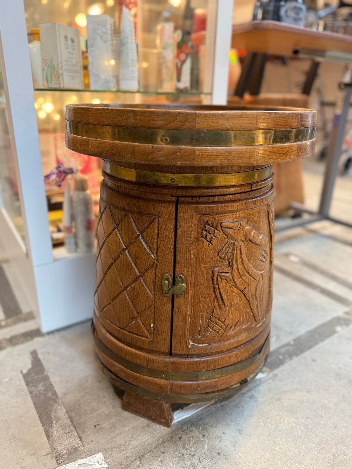Houten drankton, Ophalen, Zo goed als nieuw