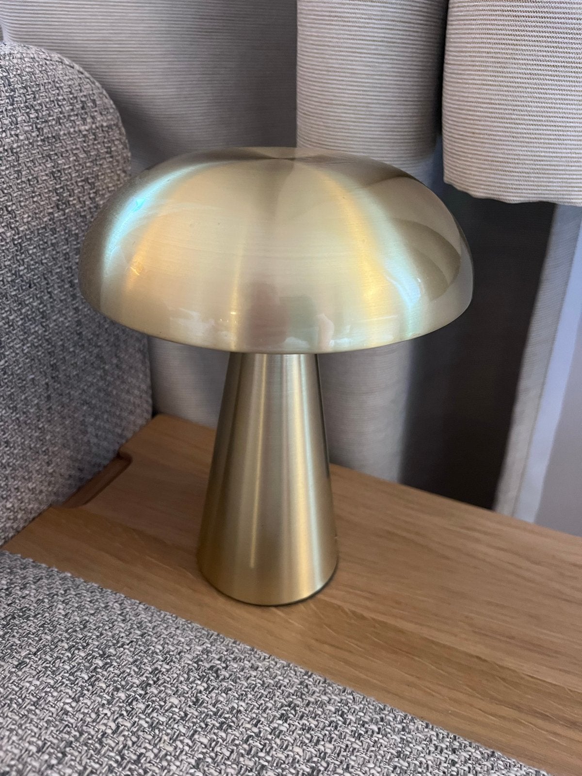 Uitverkoop vazen & lampen, Ophalen of Verzenden, Met patroon/structuur, Blauw, Glas