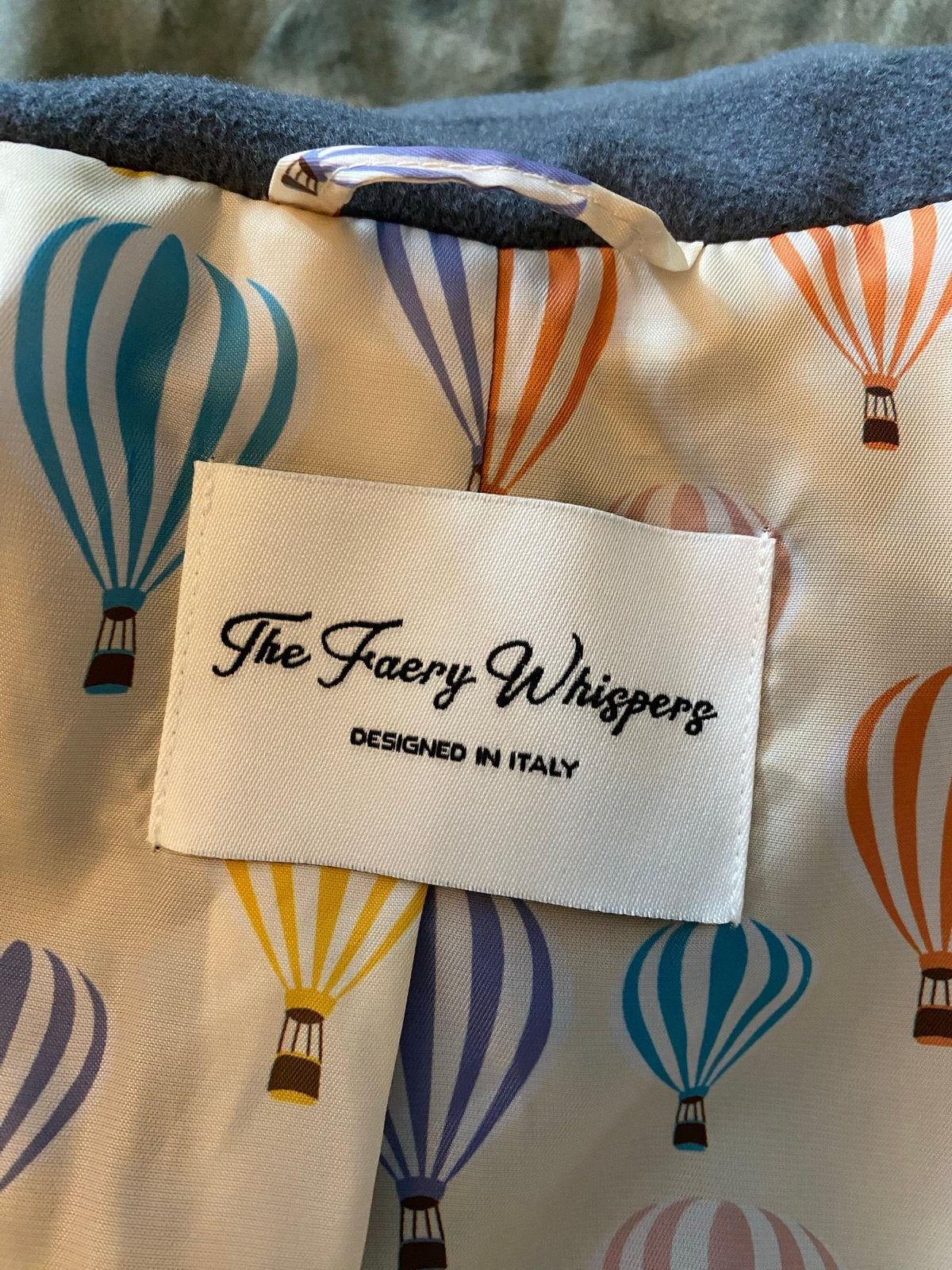 The Faery Whispers mantel met luchtballonnen voering, Ophalen of Verzenden, Zo goed als nieuw, Maat 42/44 (L), Grijs