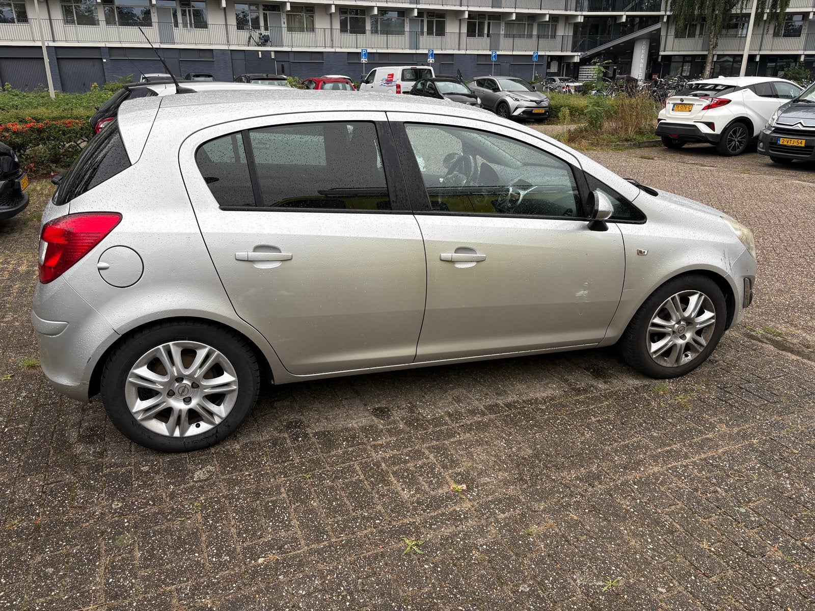 Opel Corsa 1.3 Cdti 70KW 5D 2011 Grijs, Voorwielaandrijving, Euro 5, 28 km/l, Zwart