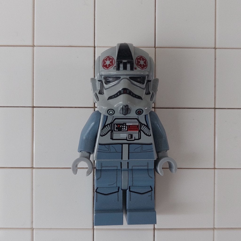LEGO Star Wars Minifig - AT-AT Driver - sw0581