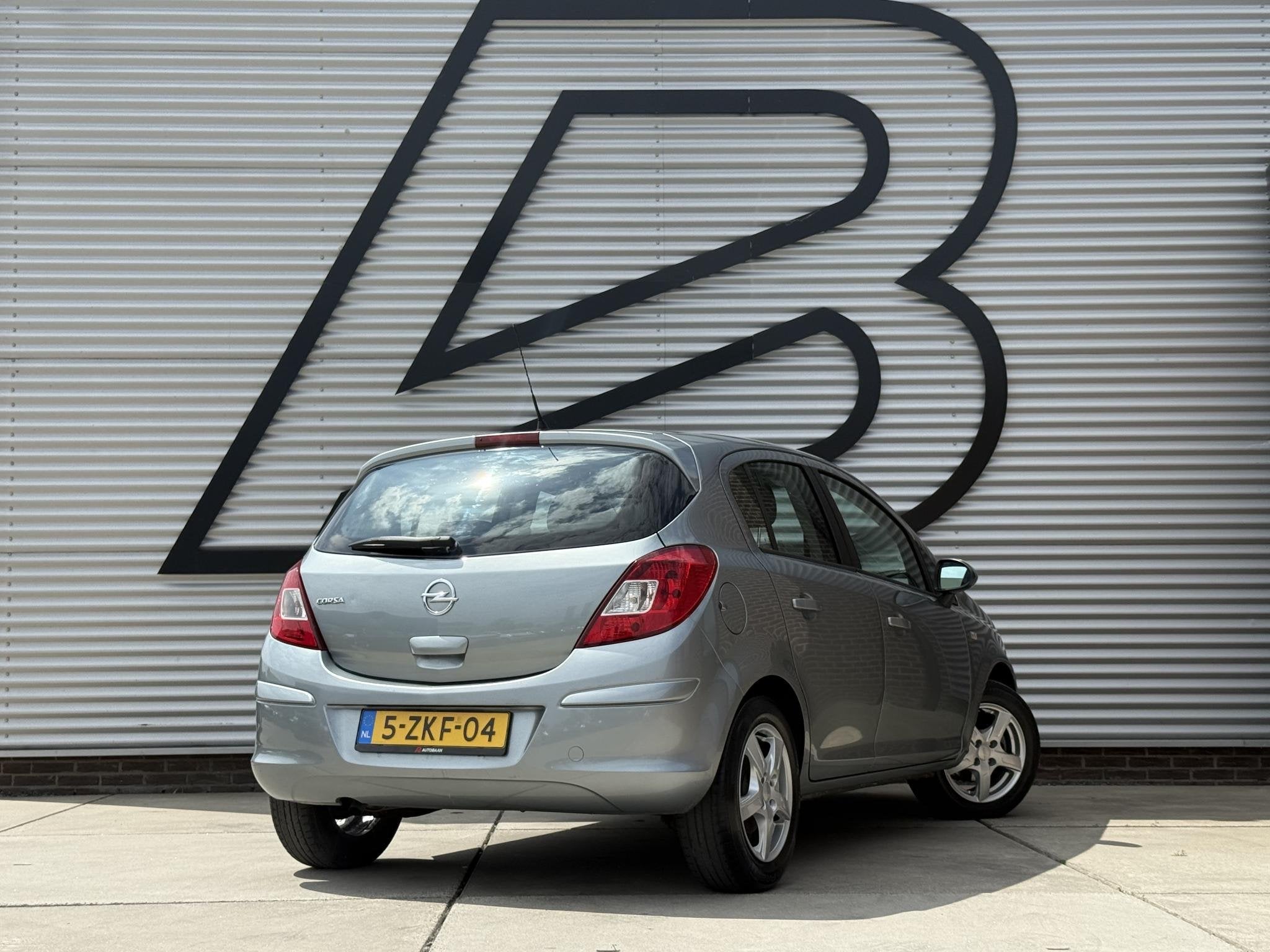 Opel Corsa 1.2-16V Berlin Airco|Cruise|Elek ramen|Lm velgen|, Voorwielaandrijving, Euro 5, Gebruikt, 750 kg