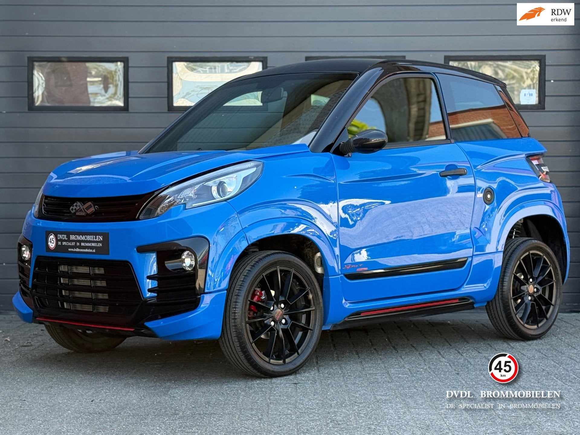 Ligier JS60 Sport Ultimate Brommobiel 2022 1e eig 19dkm ZGAN, Gebruikt, DVDL Brommobielen, Staarten 32
5281PL  Boxtel, NL, Info@dvdlbrommobielen.nl