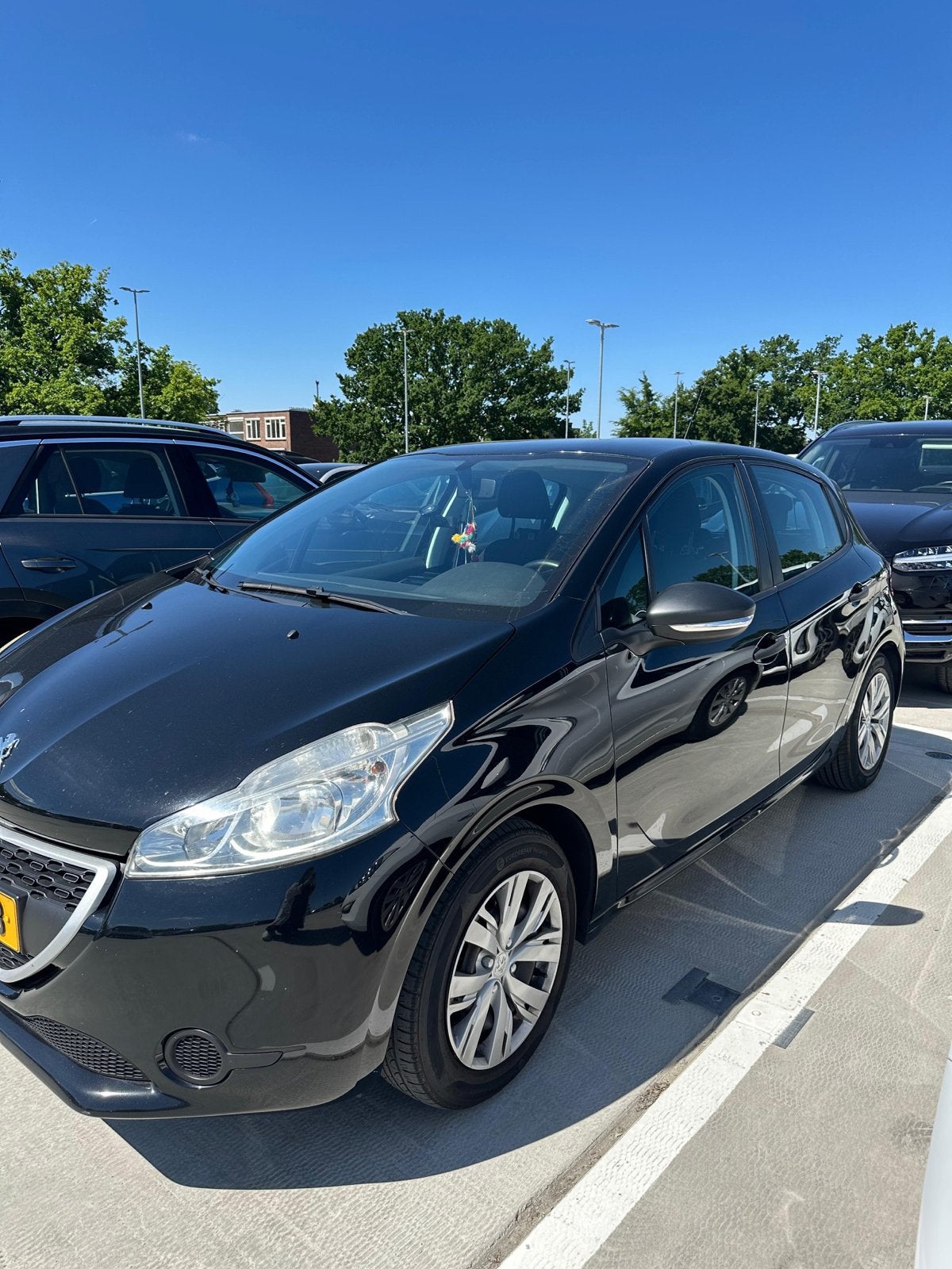 Peugeot 208 1.2, Auto's, Voorwielaandrijving, 31 €/maand, 1199 cc, Zwart