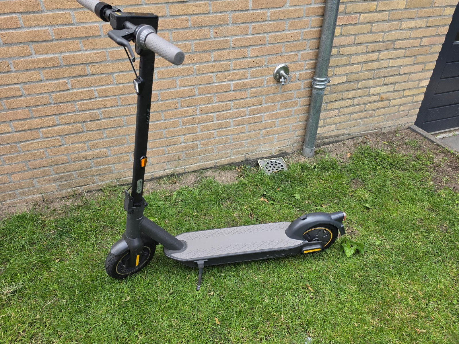 Ninebot G30 max E2 zeer mooie step met nieuwe  onderdelen, Ophalen, Zo goed als nieuw, Elektrische step (E-scooter), Segway Ninebot