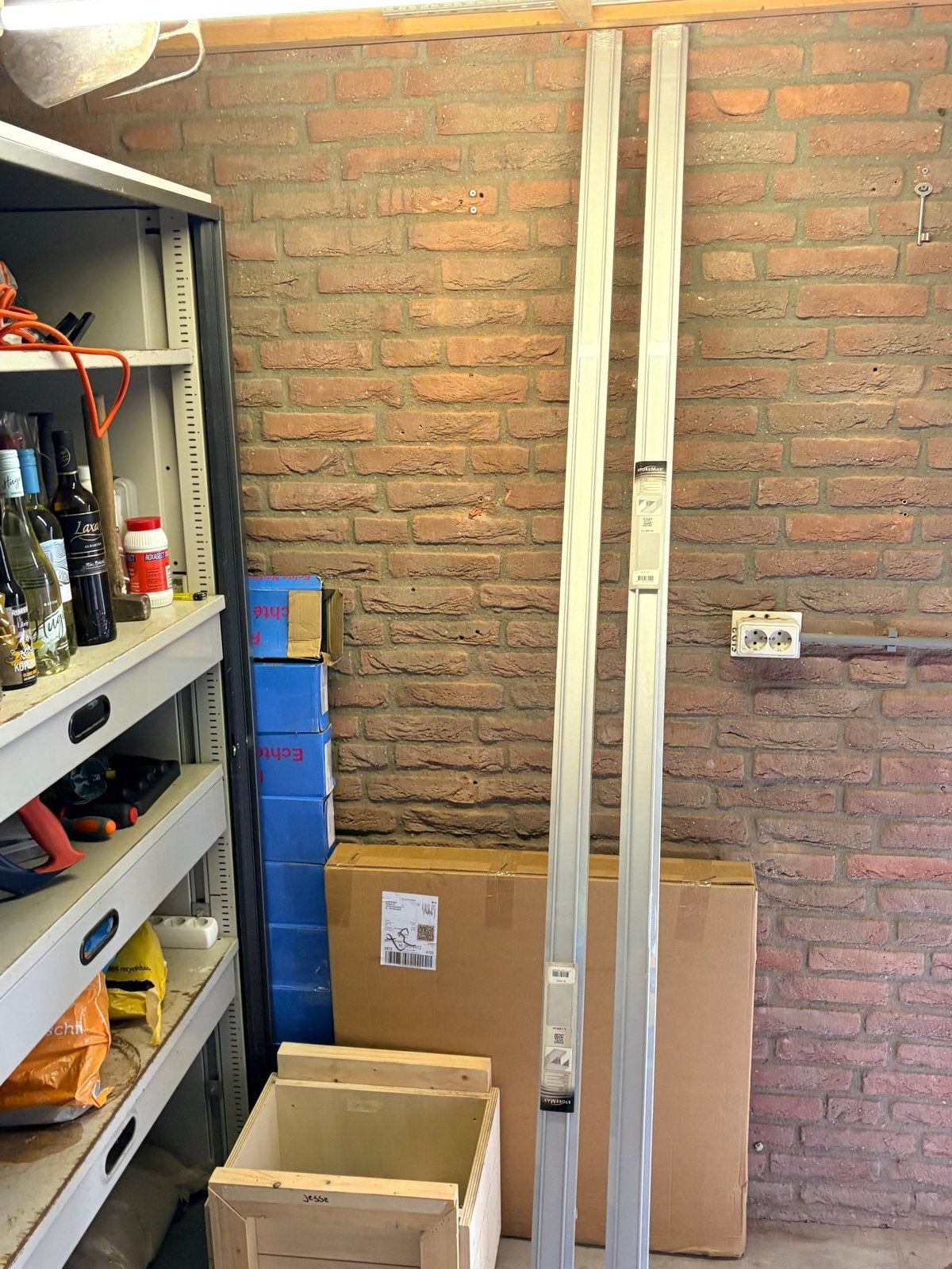 2x StoreMax R-20 Rail 2.70m voor schotten/kastjes zolder, Ophalen of Verzenden, Nieuw
