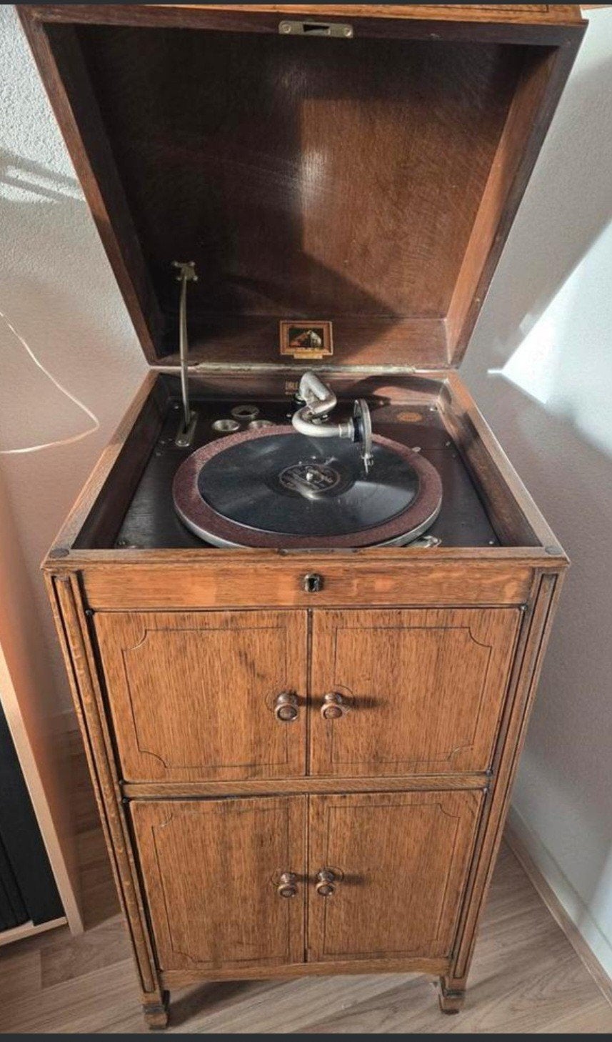 Antieke His Master's Voice Grammofoon Model 162, Ophalen