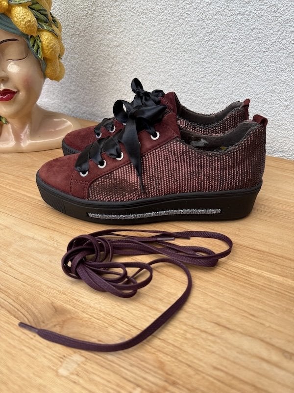 Softwaves wijnrode schoenen, Kleding | Dames, Overige kleuren, Ophalen of Verzenden, Softwaves, Sneakers of Gympen