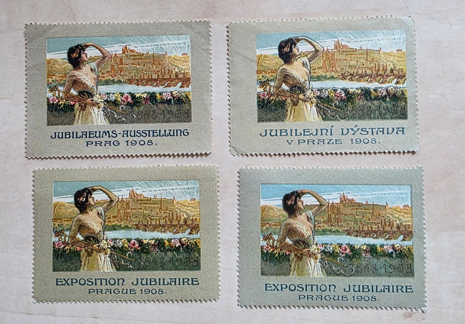 079) 4 ORIGINELE SLUITZEGELS TENTOONSTELLING PRAAG 1908, Verzenden, Overige thema's