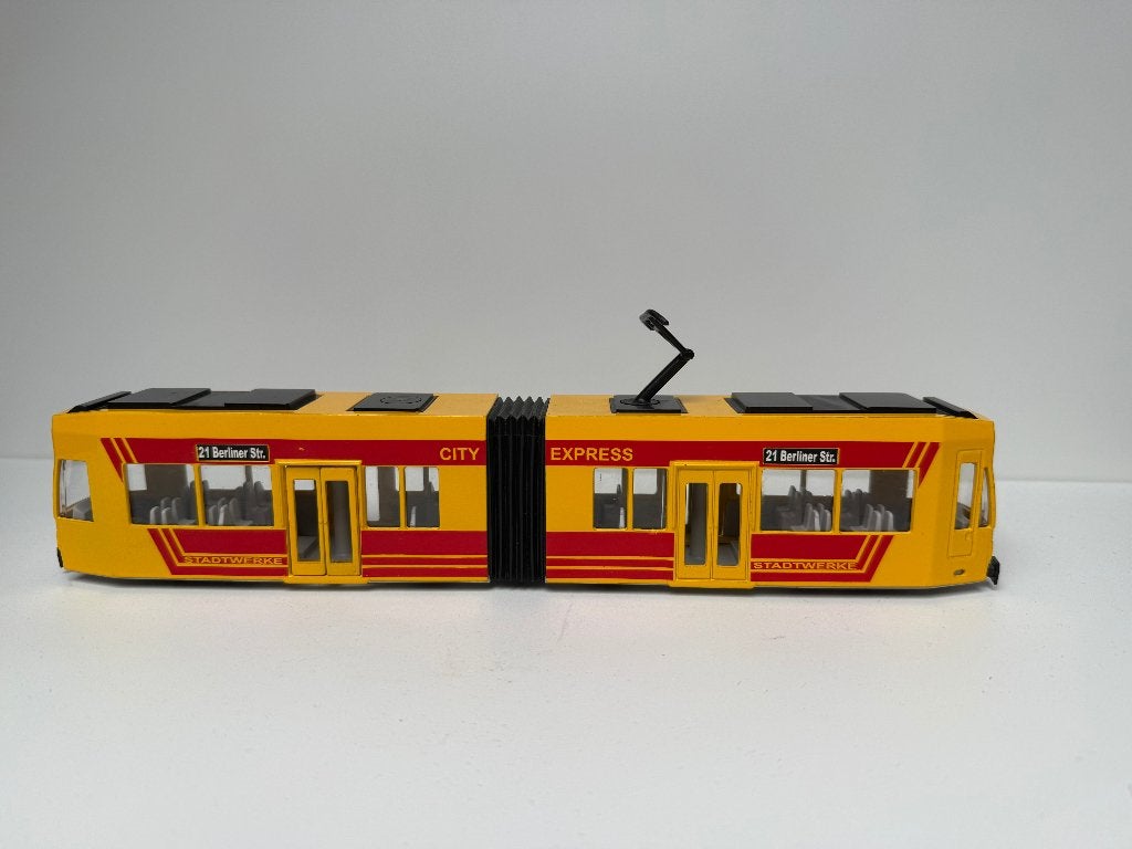 21 Berliner Str. tram, Ophalen of Verzenden, Zo goed als nieuw, Tram, Schaalmodel