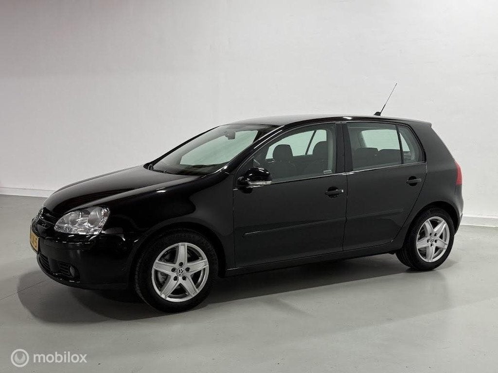 Volkswagen Golf 1.4 TSI Trendline | AIRCO | 5D | NAVI, Voorwielaandrijving, Gebruikt, 4 cilinders, Origineel Nederlands