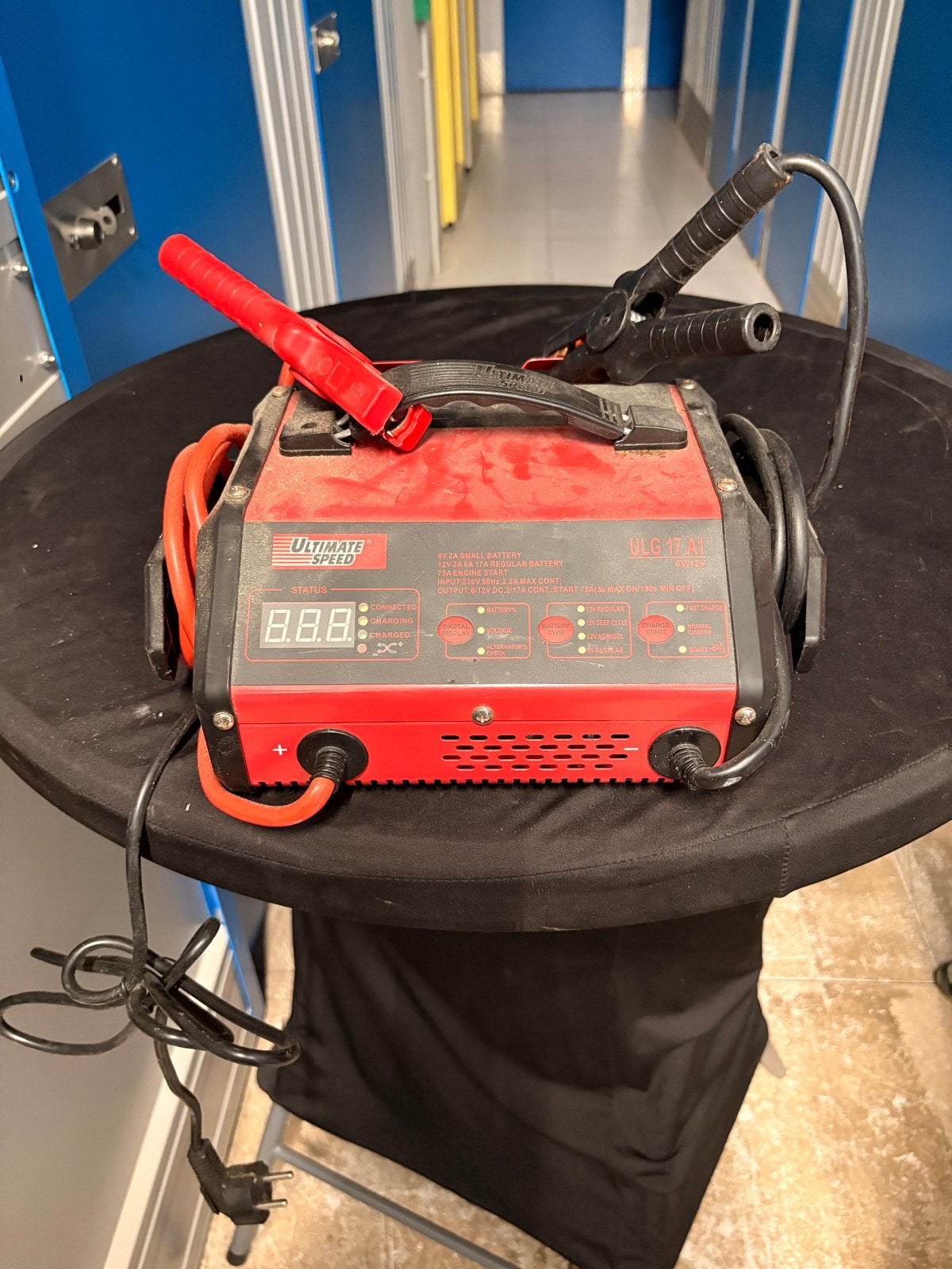 Ultimate Speed Acculader ULG 17 A1, Auto-onderdelen, Accu's en Toebehoren, Ophalen, Gebruikt, Universele onderdelen