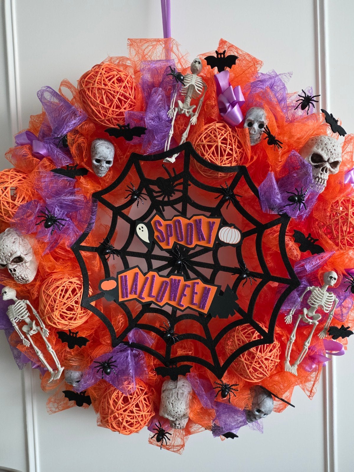 Spooky Halloween Krans - Handgemaakte Decoratie, Ophalen of Verzenden, Nieuw, Versiering, Halloween of Griezel