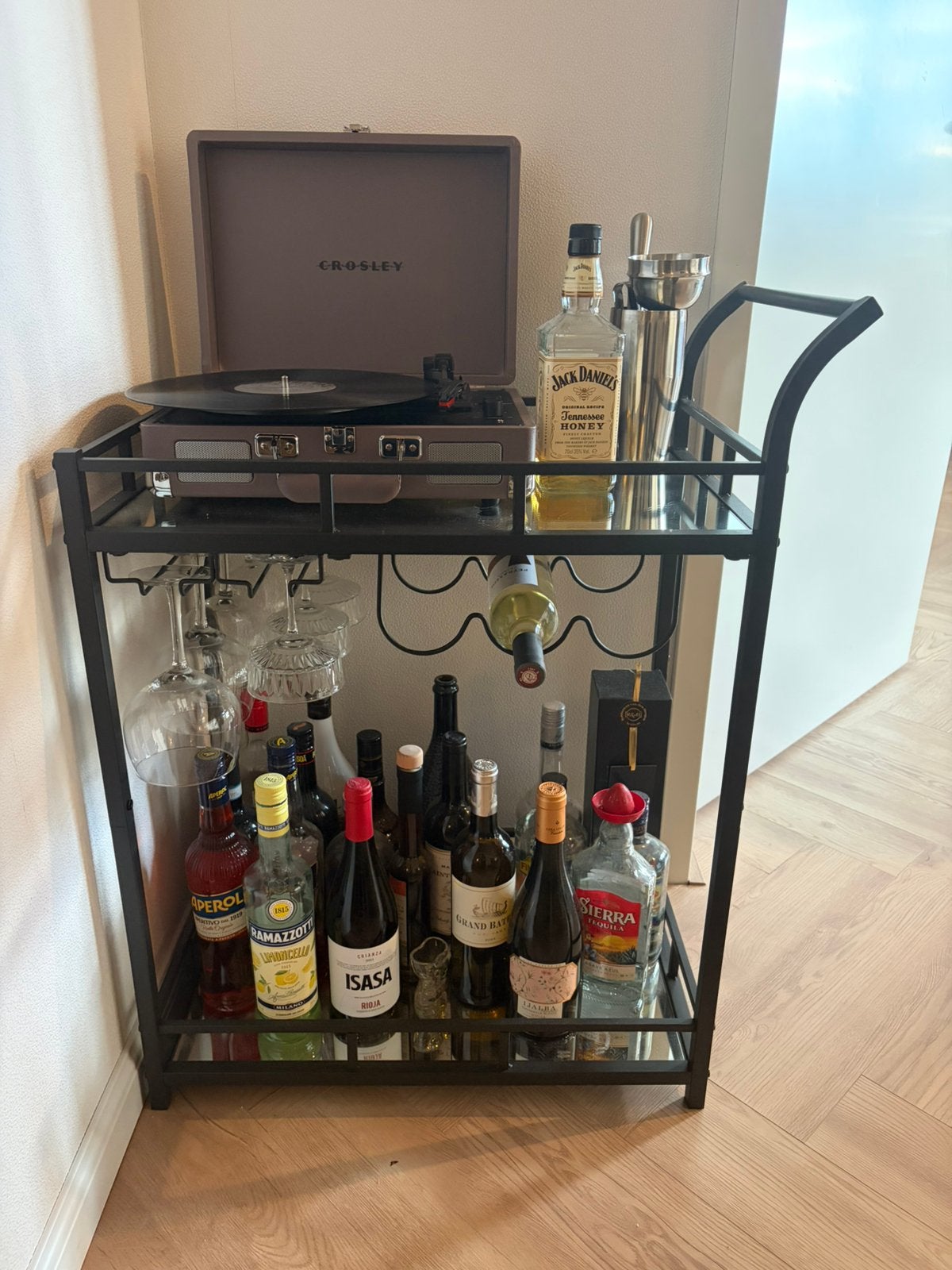 Bar karretje / drank en accessoires, Ophalen, Zo goed als nieuw, 5 tot 15 flessen