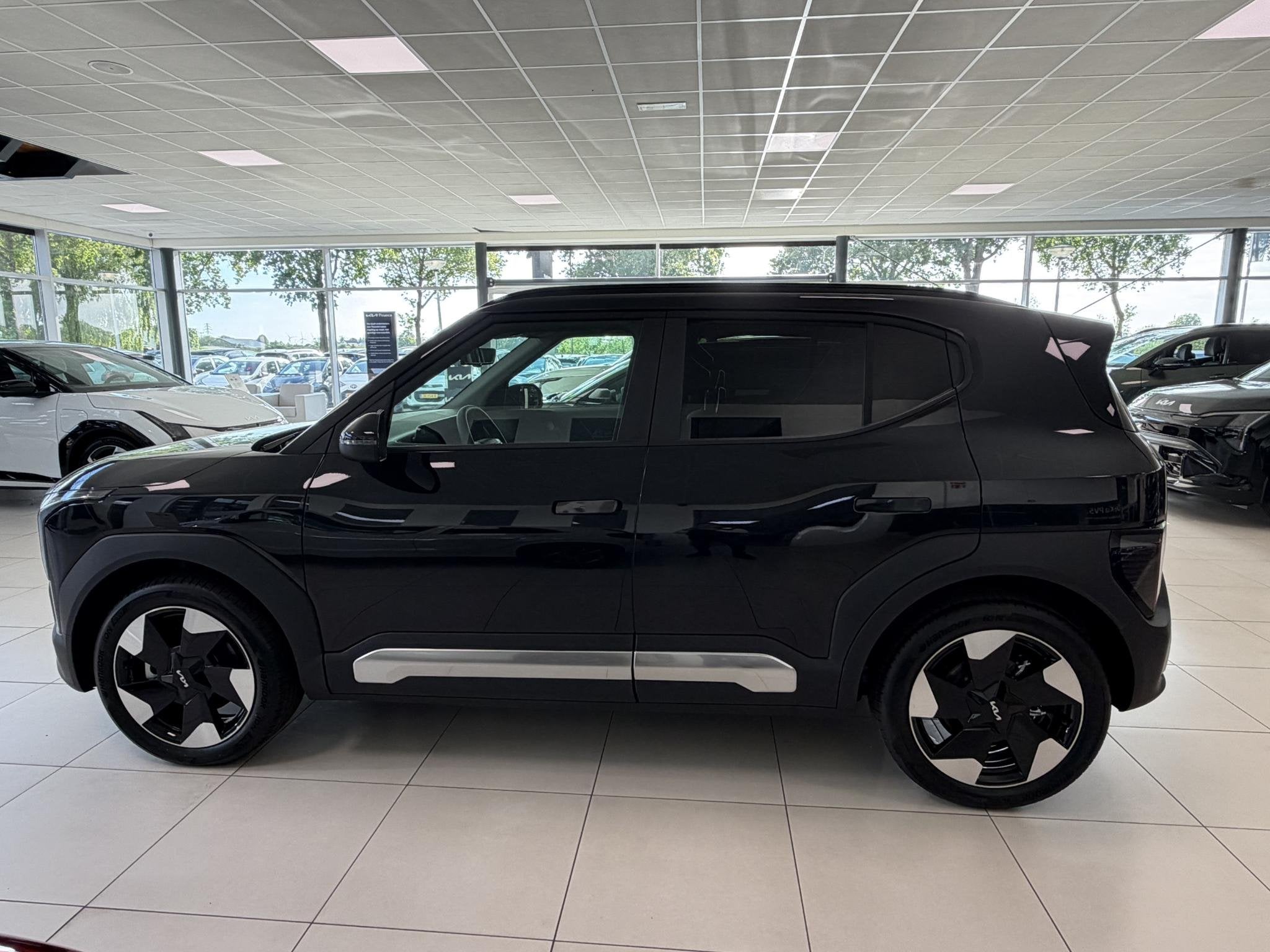 Kia EV2 Plus 42.2 kWh Direct rijden. Uit voorraad leverbaar., Auto's, Stof, Overige modellen, 1545 kg, Nieuw