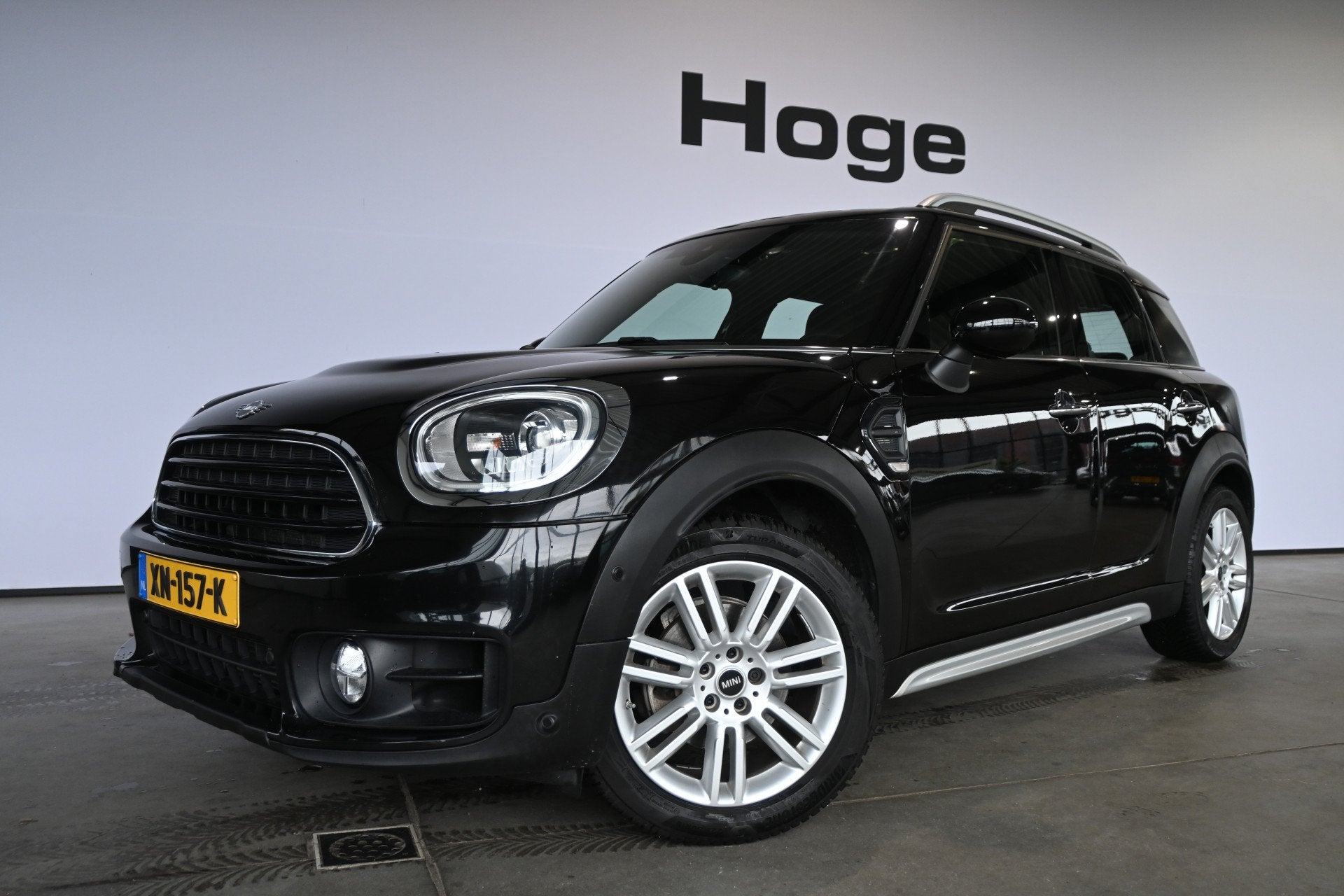 MINI Countryman 1.5 Cooper Dutch Made Edition Clima Cruise c, Auto's, 136 pk, Countryman, Leder en Stof, Zwart