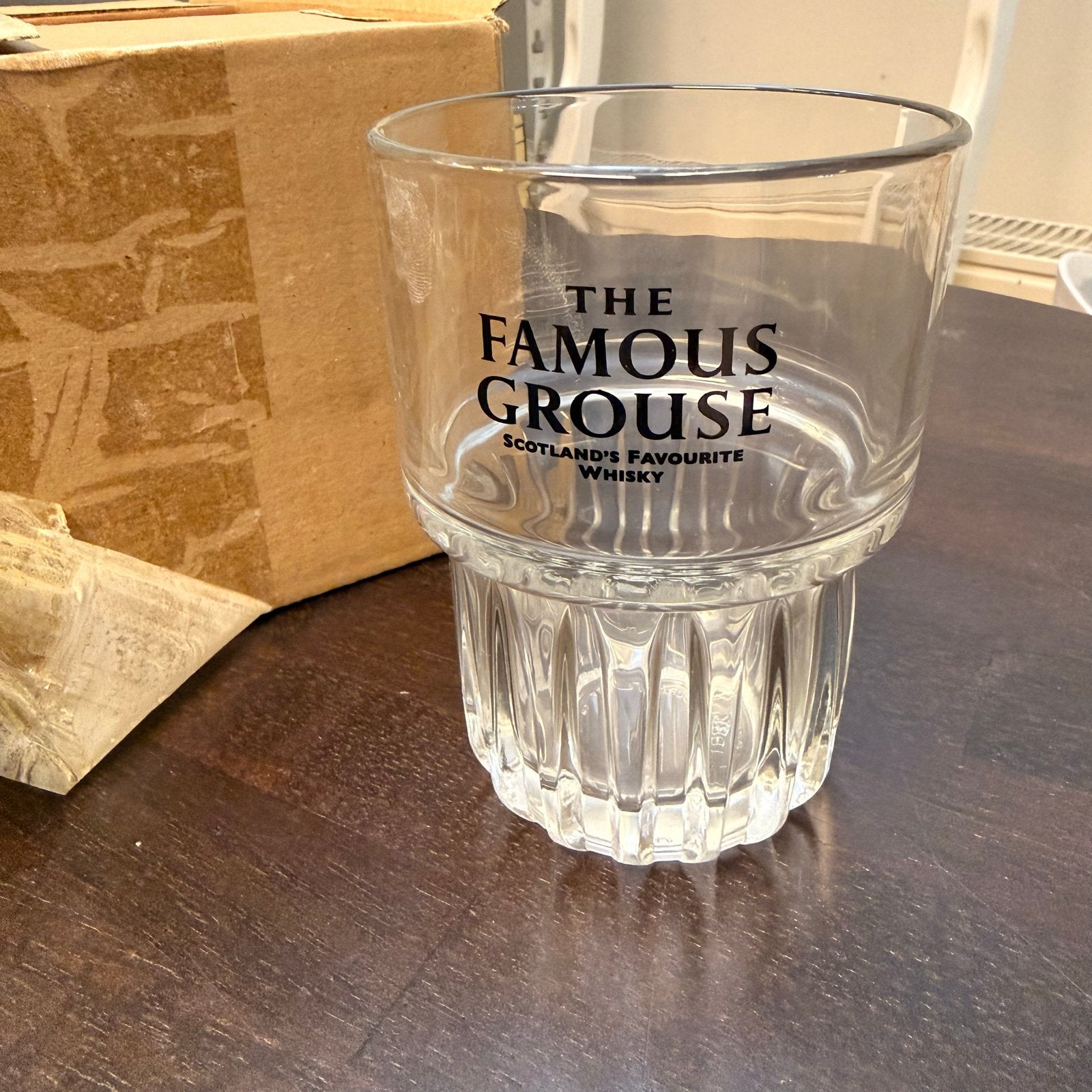 Famous Grouse koffieglazen - Nieuw in doos (42 stuks), Ophalen, Glas of Glazen, Overige merken, Nieuw