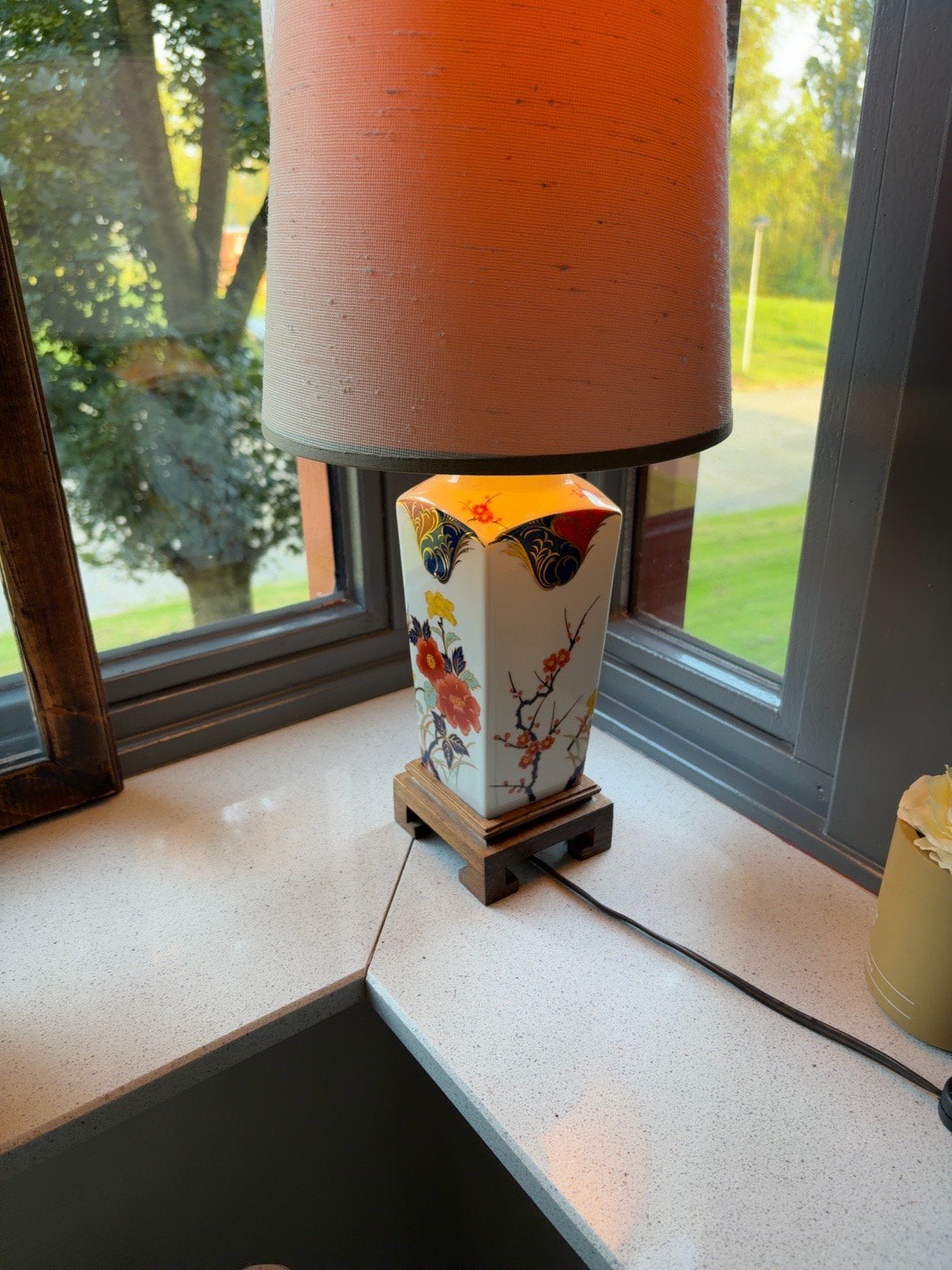 Imari lamp, Ophalen
