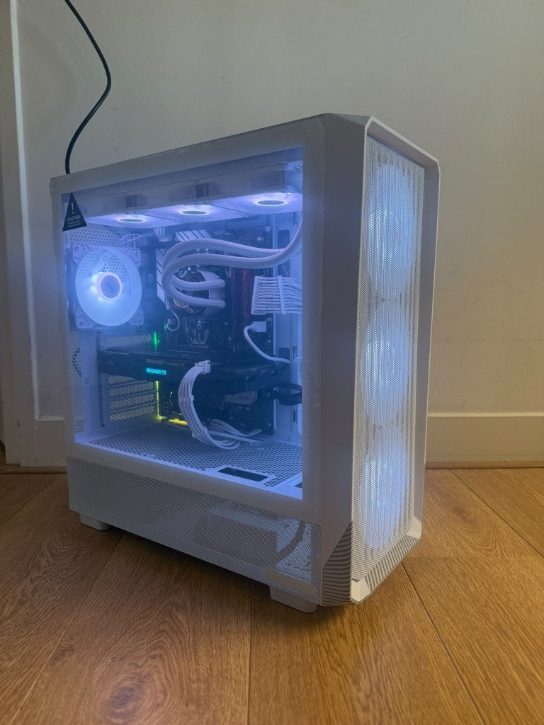 Game PC Ryzen 5 2600 GTX 1060 6GB - WATERGEKOELD 16GB RAM, Custom Build, Zo goed als nieuw, Gaming, HDD
