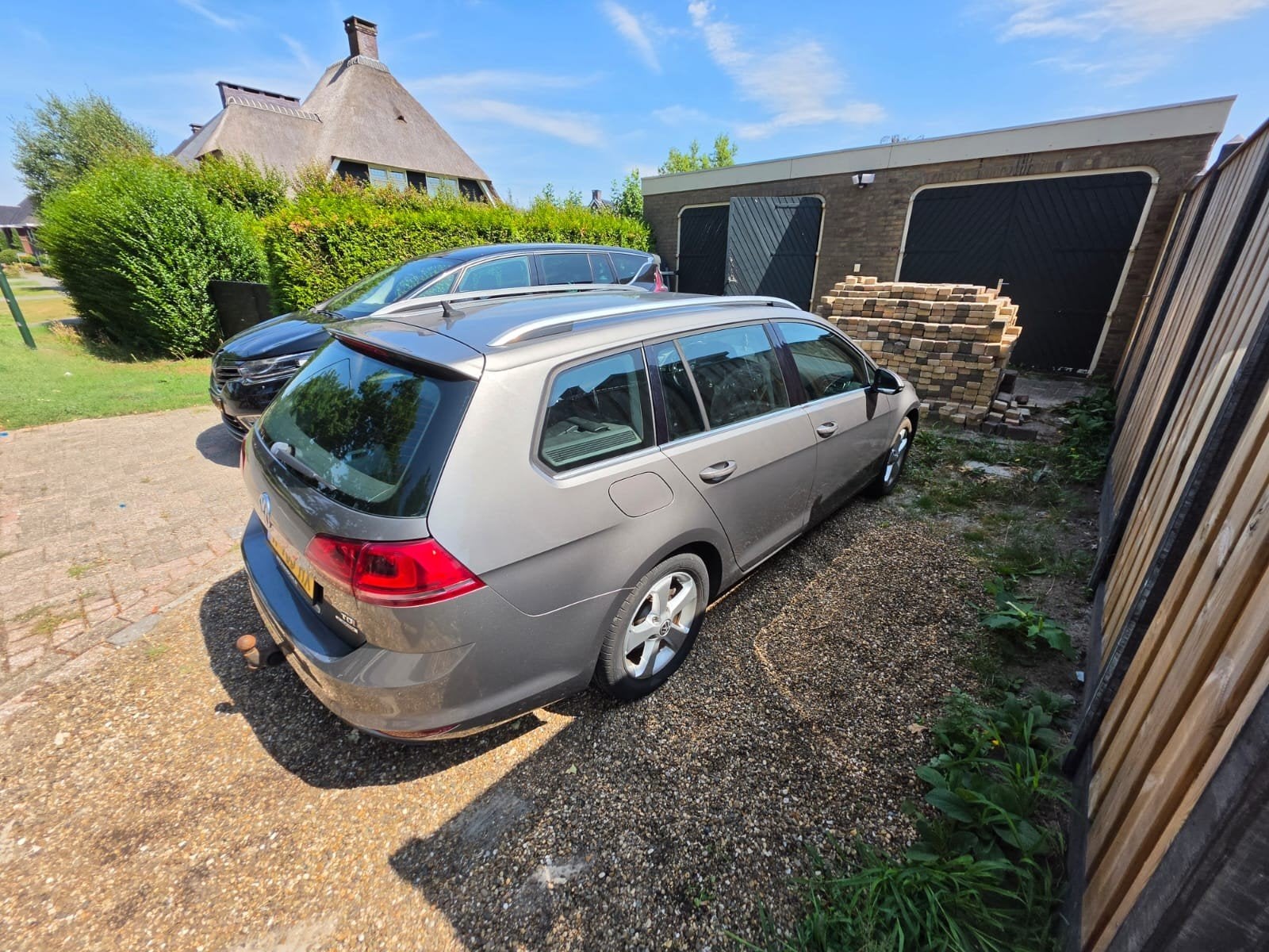 Foto 8 van Volkswagen Golf 1.6 TDI 77KW Variant DSG 2014 Grijs