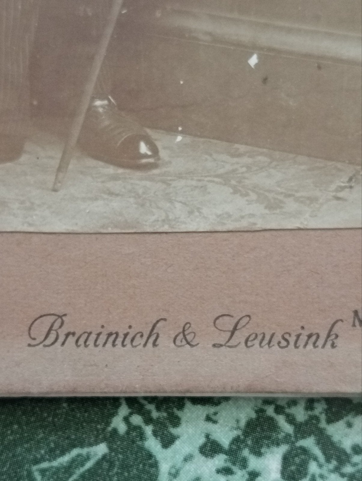 Oude foto van een man met wandelstok, Brainich & Leusink, Ophalen of Verzenden, Voor 1940, Gebruikt, Overige onderwerpen