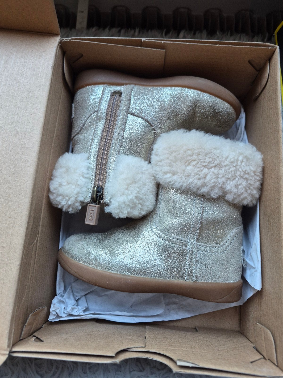 Ugg T Jorie II Metallic Laarzen Goud Maat 23.5, Ugg, Meisje, Ophalen of Verzenden, Laarzen