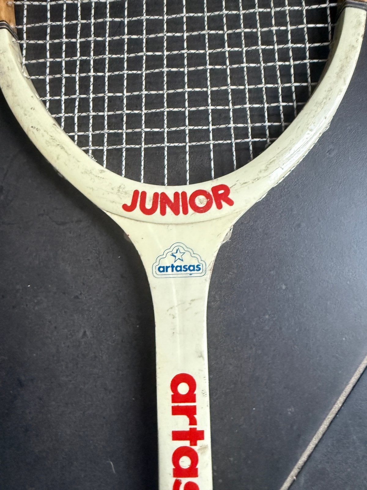 Junior tennisracket 1974-1978 Artasas, Sport en Fitness, Tennis, Ophalen of Verzenden, Gebruikt, Racket, Overige merken