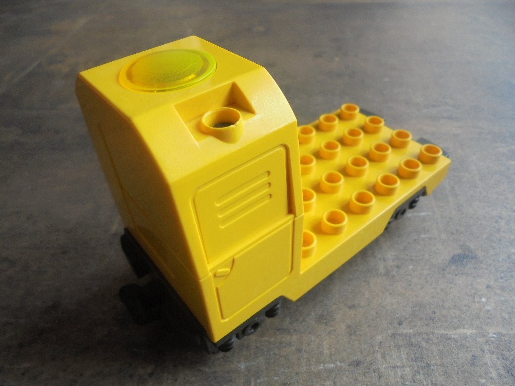 Lego Duplo Train Locomotive Base (zie foto's), Ophalen of Verzenden, Gebruikt, Losse stenen, Duplo
