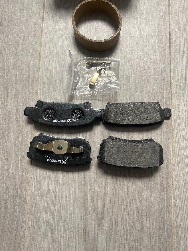 remblokken Brembo P54034, Ophalen, Nieuw, Jeep