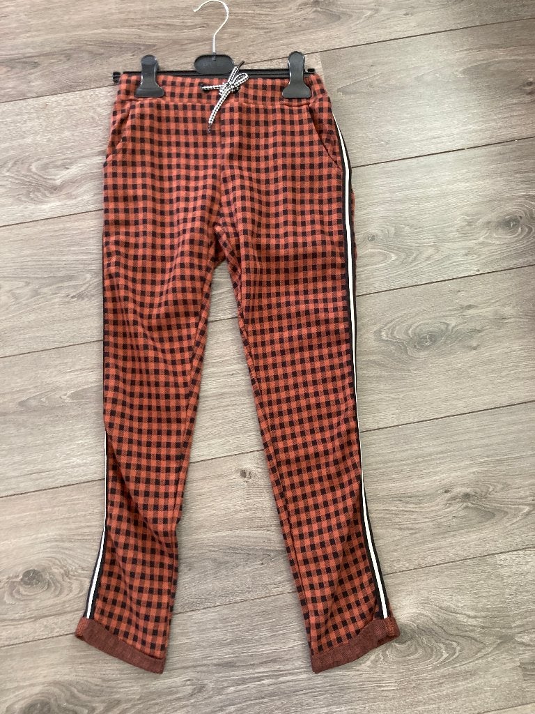 STURDY jogpants nieuw mt 140 *, Kinderen en Baby's, Kinderkleding | Maat 140, Broek, Ophalen of Verzenden, Jongen, Sturdy