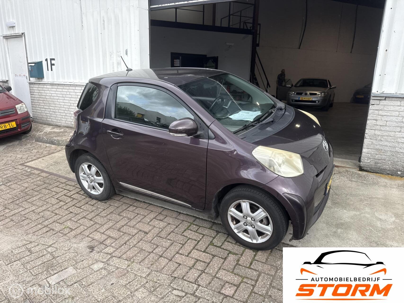 Toyota iQ 1.0 VVTi, Auto's, Gebruikt, Automatische klimaatregeling, Overige kleuren, 4 stoelen