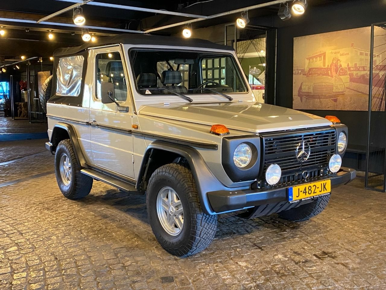 Mercedes-Benz G-Klasse 230 230GE Cabrio (bj 1985), Auto's, Metallic lak, 125 pk, Cabriolet, 2299 cc