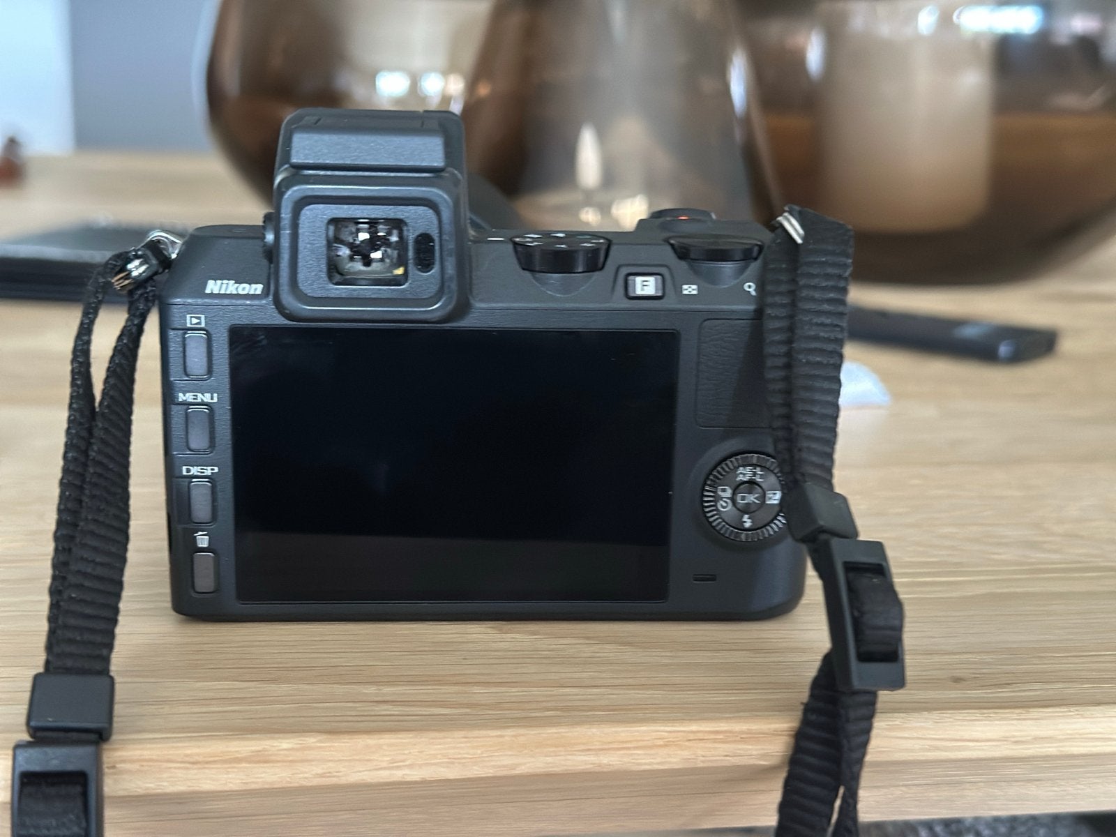 Nikon 1 V2 Systeemcamera met 10-30mm en 30-110mm lenzen, Gebruikt, Beeldstabilisatie, Ophalen of Verzenden, Accu