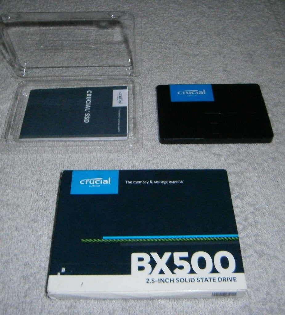 2TB SSD Crucial BX500 evt. met een Externe SSD Case USB 3.0, Computers en Software, Ophalen, Intern, Zo goed als nieuw, SSD
