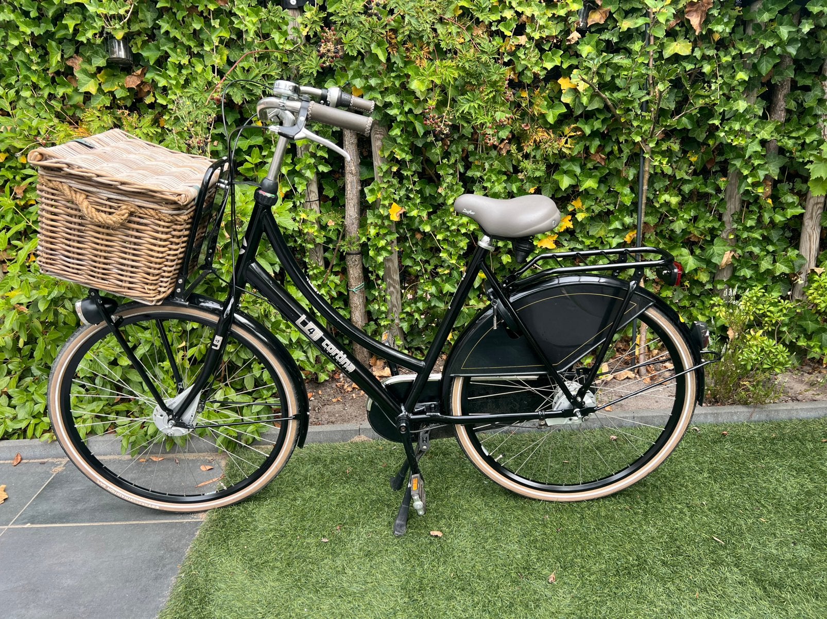 Cortina U4 damesfiets meidenfiets 28 inch 5 versn, Fietsen en Brommers, Fietsen | Dames | Damesfietsen, Versnellingen, 56 cm of meer